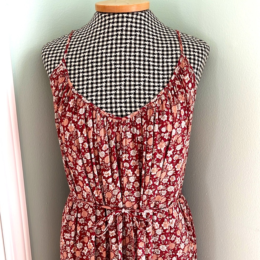 Gentle Fawn Dress - Picture 2 of 8